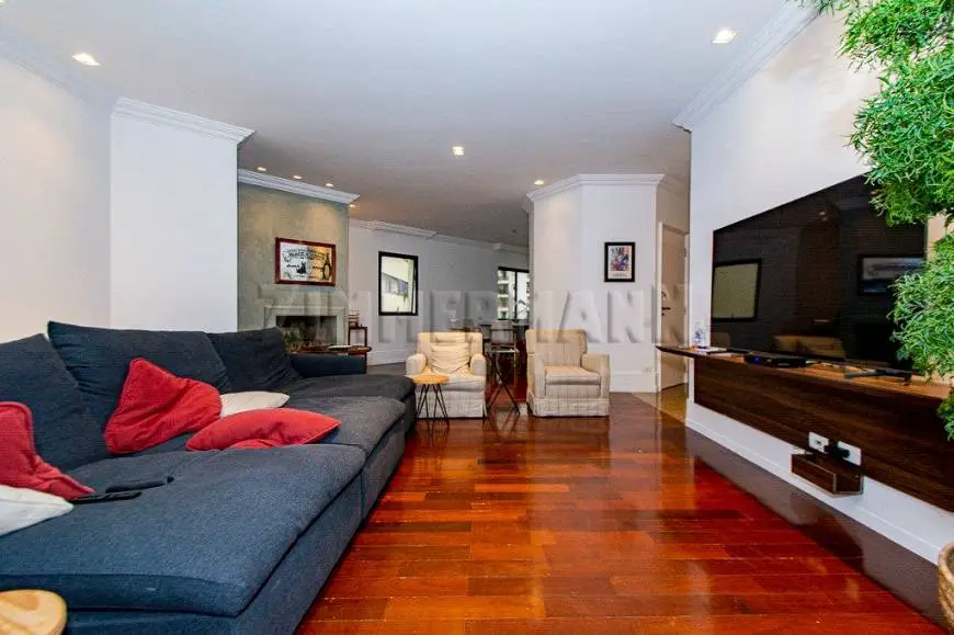 Foto 1 de Apartamento com 3 Quartos à venda, 197m² em Itaim Bibi, São Paulo