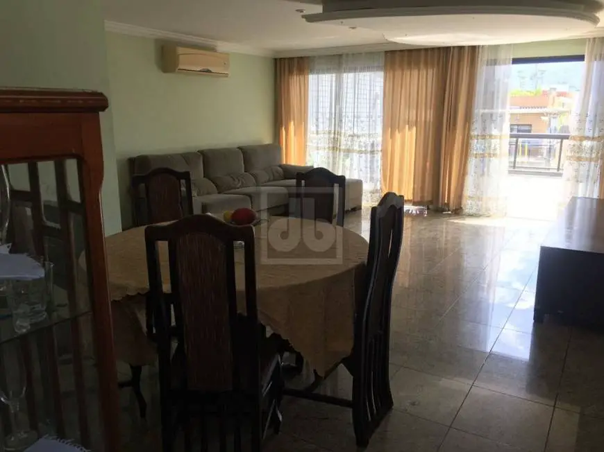 Foto 2 de Apartamento com 3 Quartos à venda, 184m² em Recreio Dos Bandeirantes, Rio de Janeiro