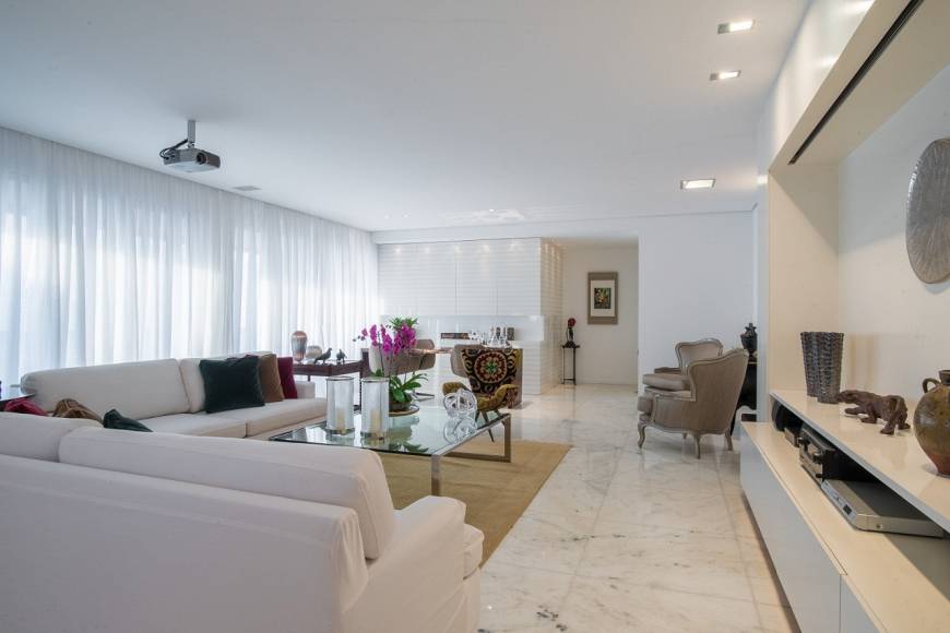 Foto 3 de Apartamento com 4 Quartos à venda, 220m² em Belvedere, Belo Horizonte