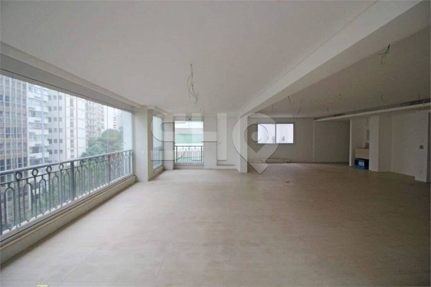 Foto 1 de Apartamento com 4 Quartos à venda, 300m² em Higienópolis, São Paulo