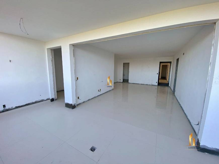 Foto 3 de Apartamento com 4 Quartos à venda, 158m² em Mata da Praia, Vitória