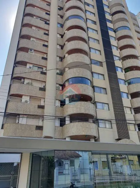 Foto 1 de Apartamento com 4 Quartos à venda, 233m² em Popular, Cuiabá