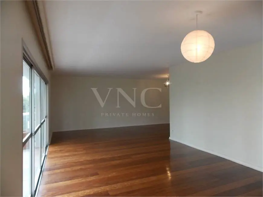 Foto 4 de Apartamento com 4 Quartos para alugar, 185m² em Vila Nova Conceição, São Paulo