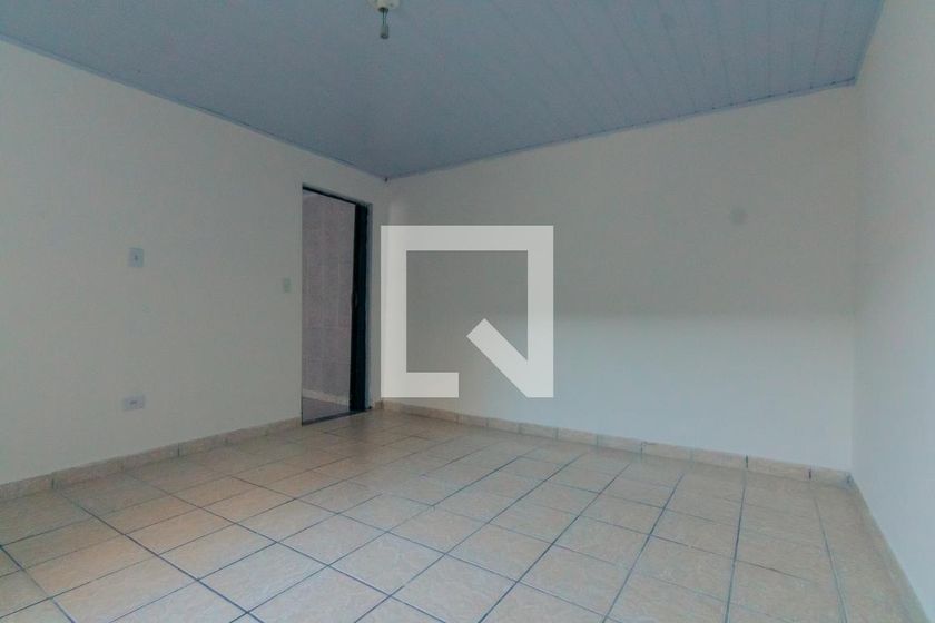 Foto 2 de Casa com 1 Quarto para alugar, 18m² em Campo Grande, São Paulo