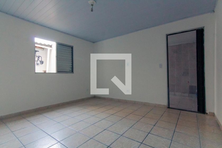 Foto 3 de Casa com 1 Quarto para alugar, 18m² em Campo Grande, São Paulo