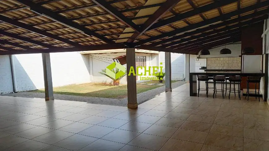 Foto 1 de Casa com 3 Quartos à venda, 220m² em Cidade Jardim, Divinópolis