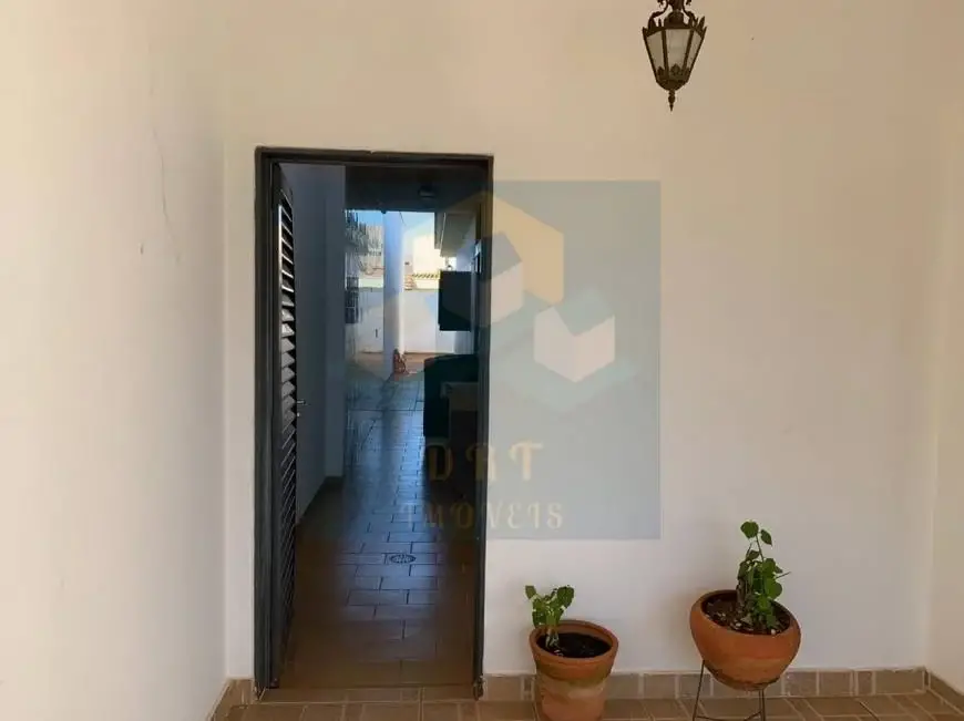 Foto 2 de Casa com 3 Quartos à venda, 150m² em Jardim Palma Travassos, Ribeirão Preto