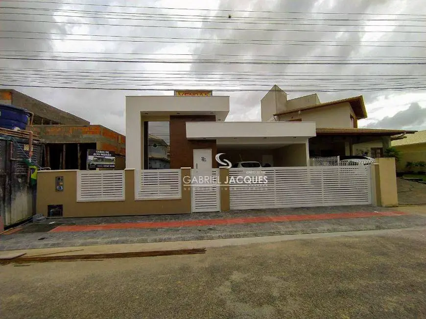 Foto 1 de Casa com 3 Quartos à venda, 145m² em Pedra Branca, Palhoça