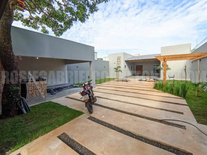 Foto 1 de Casa com 3 Quartos à venda, 220m² em Vila Danubio Azul, Campo Grande