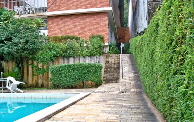 Foto 3 de Casa com 4 Quartos à venda, 776m² em Cidade Jardim, Belo Horizonte