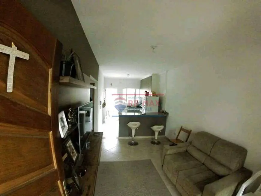 Foto 1 de Casa de Condomínio com 2 Quartos à venda, 52m² em Parque das Rodovias, Lorena