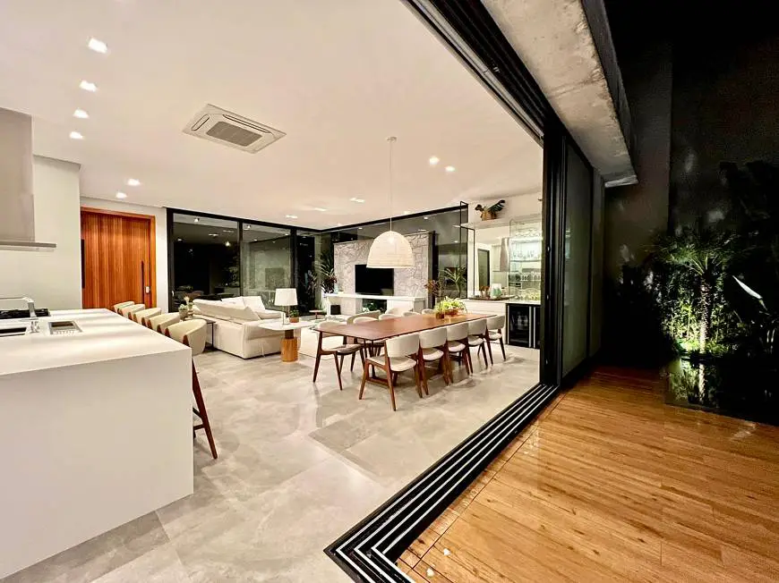 Foto 3 de Casa de Condomínio com 4 Quartos à venda, 180m² em Condominio Velas da Marina, Capão da Canoa