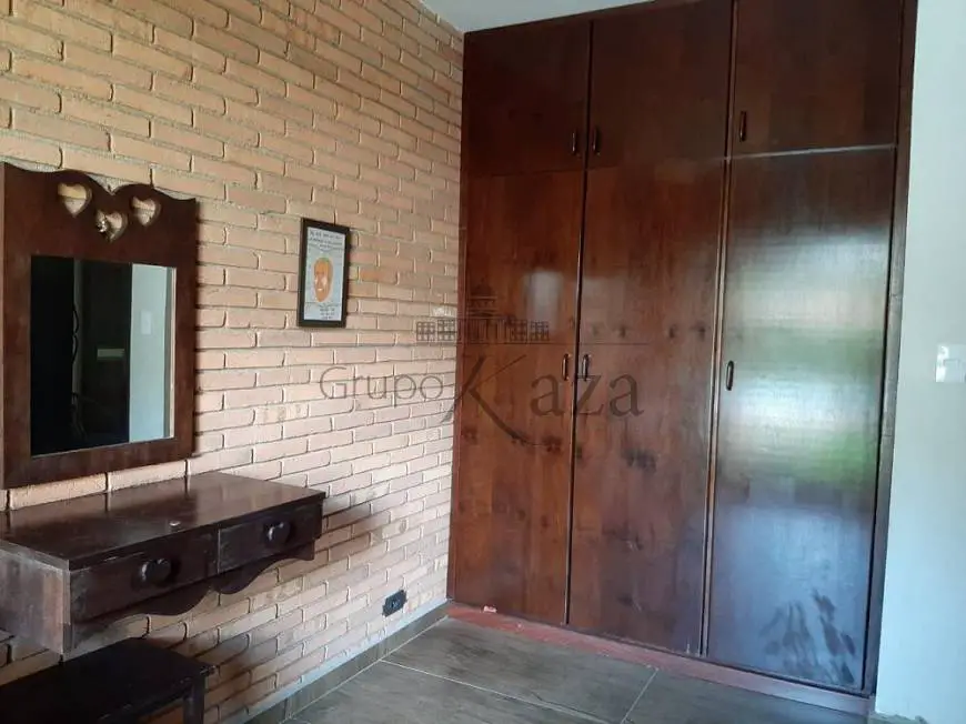 Foto 4 de Casa de Condomínio com 4 Quartos para venda ou aluguel, 290m² em Jardim Apolo I, São José dos Campos