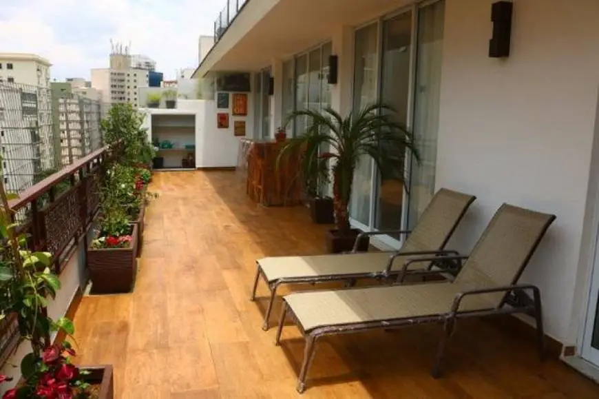 Foto 3 de Cobertura com 3 Quartos para alugar, 200m² em Bela Vista, São Paulo