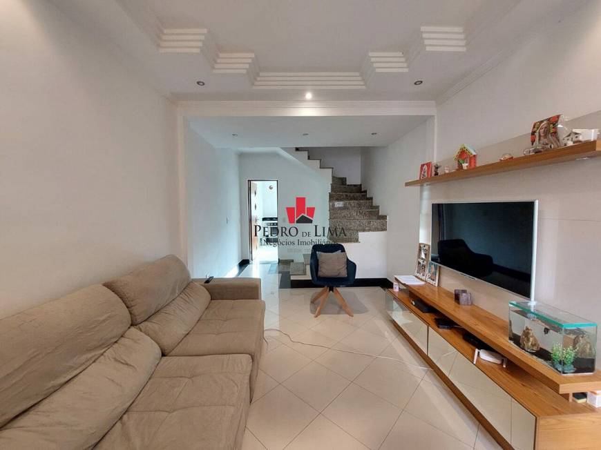 Foto 1 de Sobrado com 3 Quartos para venda ou aluguel, 220m² em Penha De Franca, São Paulo