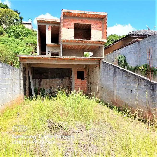 Foto 4 de Sobrado com 4 Quartos à venda, 194m² em Capoavinha, Mairiporã