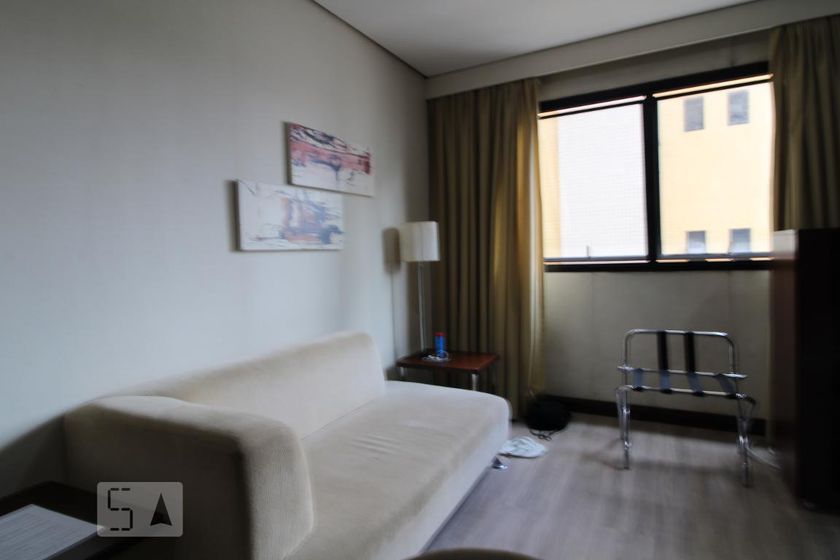 Foto 1 de Apartamento com 1 Quarto para alugar, 29m² em Chácara Santo Antônio, São Paulo