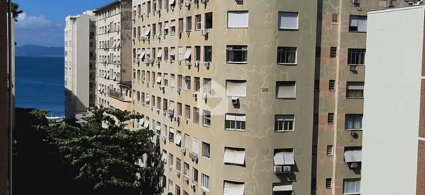 Foto 1 de Apartamento com 1 Quarto à venda, 31m² em Copacabana, Rio de Janeiro