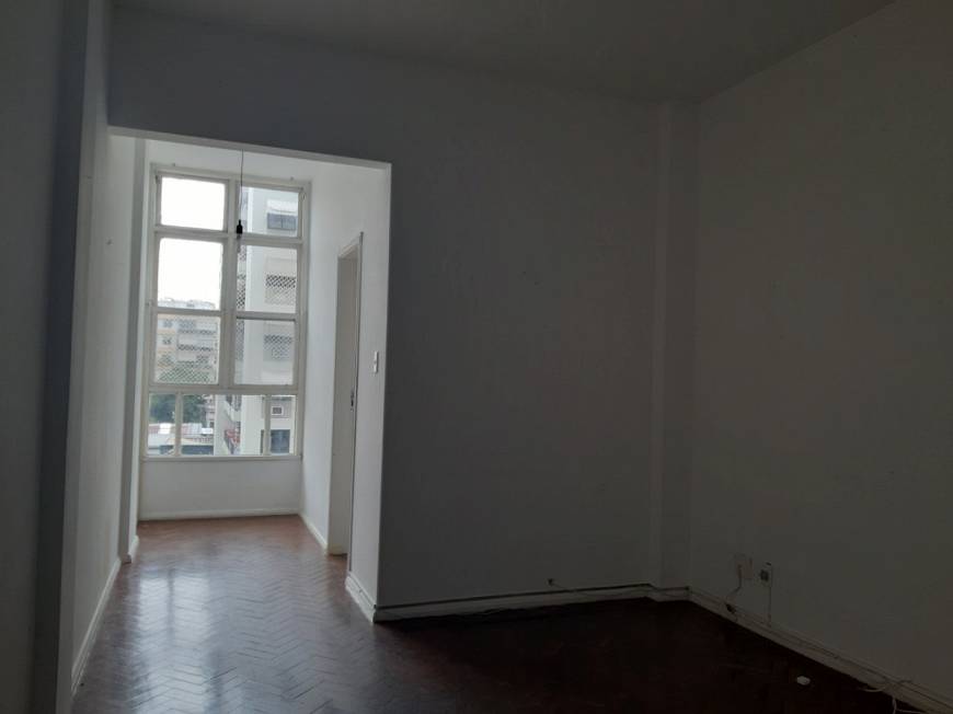 Foto 1 de Apartamento com 1 Quarto para alugar, 38m² em Laranjeiras, Rio de Janeiro
