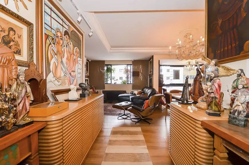Foto 3 de Apartamento com 2 Quartos à venda, 89m² em Batel, Curitiba