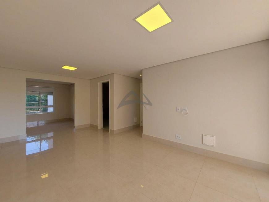 Foto 2 de Apartamento com 2 Quartos à venda, 110m² em Cambuí, Campinas
