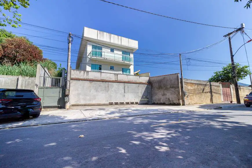 Foto 1 de Apartamento com 2 Quartos à venda, 65m² em Parque Nanci, Maricá