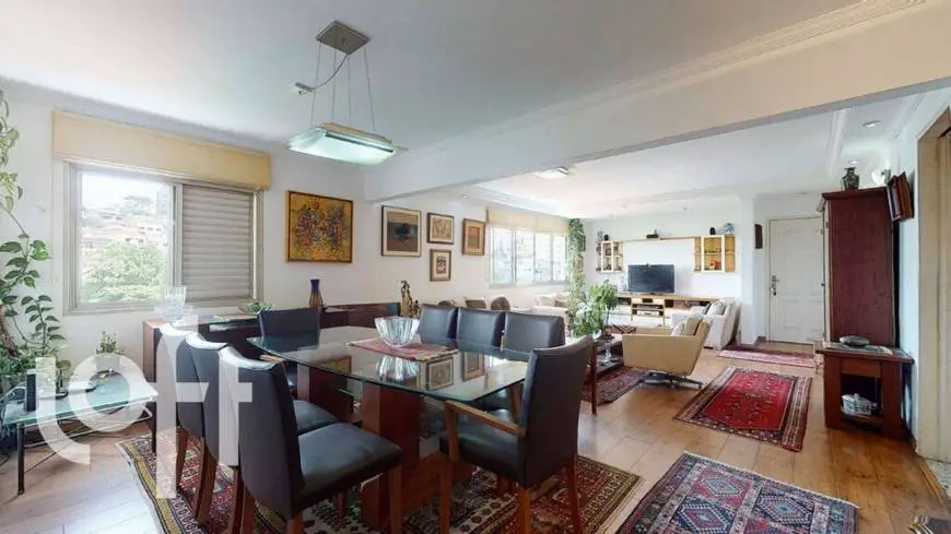 Foto 1 de Apartamento com 2 Quartos à venda, 122m² em Sumaré, São Paulo