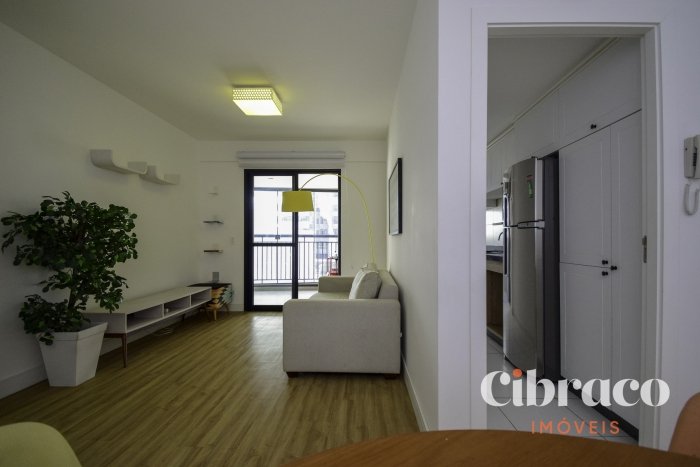 Foto 3 de Apartamento com 2 Quartos para alugar, 90m² em Vila Izabel, Curitiba