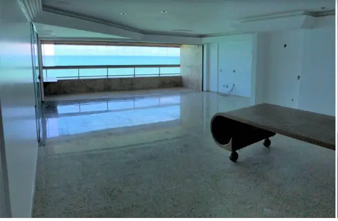 Foto 1 de Apartamento com 3 Quartos à venda, 250m² em Boa Viagem, Recife