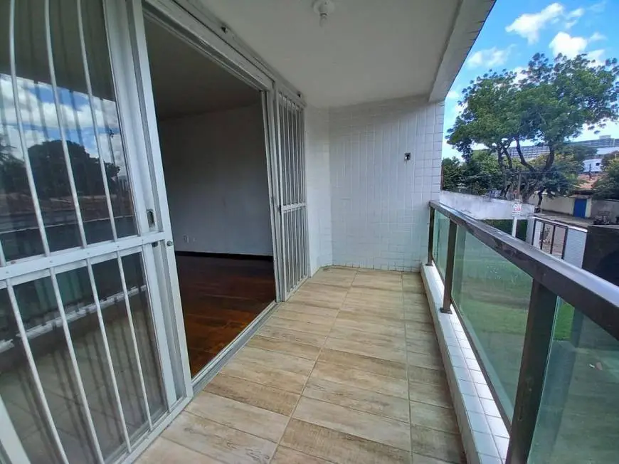Foto 2 de Apartamento com 3 Quartos à venda, 139m² em Engenho do Meio, Recife