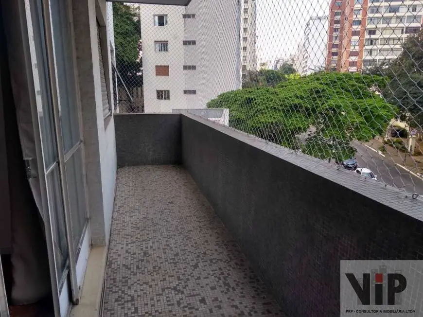 Foto 1 de Apartamento com 3 Quartos à venda, 134m² em Higienópolis, São Paulo