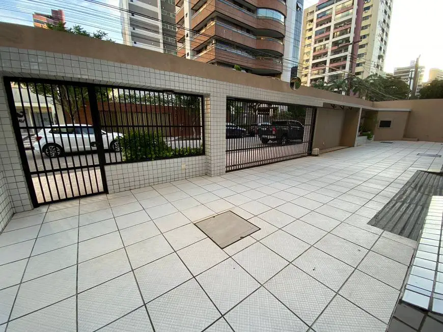 Foto 1 de Apartamento com 3 Quartos à venda, 144m² em Meireles, Fortaleza