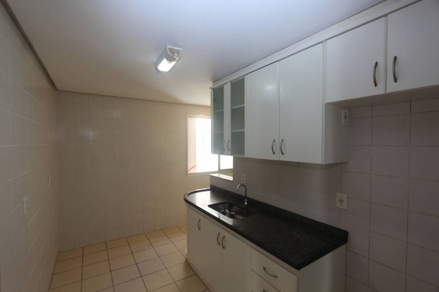 Foto 5 de Apartamento com 3 Quartos para alugar, 98m² em Norte, Brasília