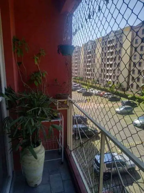 Foto 1 de Apartamento com 3 Quartos à venda, 62m² em Parque Bristol, São Paulo