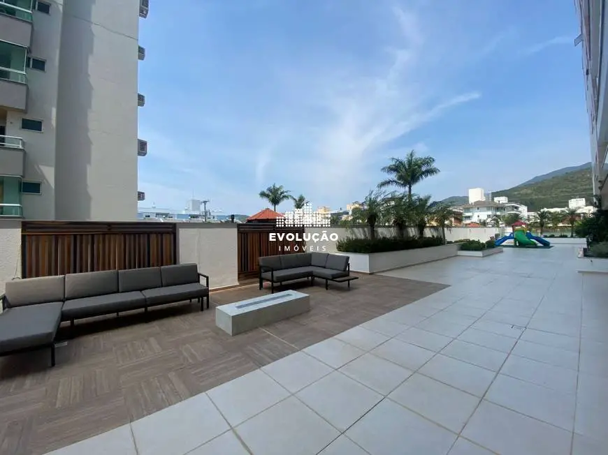 Foto 2 de Apartamento com 3 Quartos à venda, 195m² em Praia De Palmas, Governador Celso Ramos