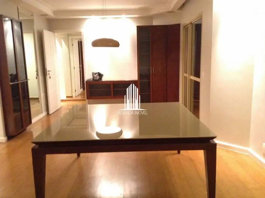 Foto 2 de Apartamento com 3 Quartos para alugar, 165m² em Vila Mariana, São Paulo