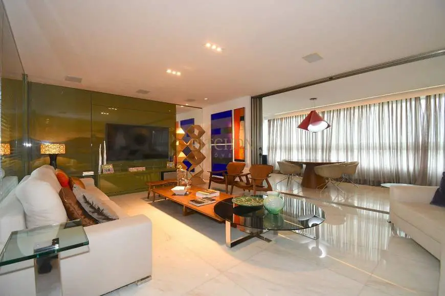 Foto 3 de Apartamento com 4 Quartos à venda, 305m² em Belvedere, Belo Horizonte