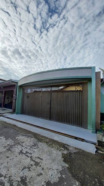 Foto 1 de Casa com 2 Quartos à venda, 200m² em Coqueiro, Ananindeua