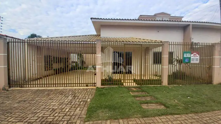 Foto 1 de Casa com 2 Quartos para alugar, 119m² em Jardim Terra e Lar, Foz do Iguaçu