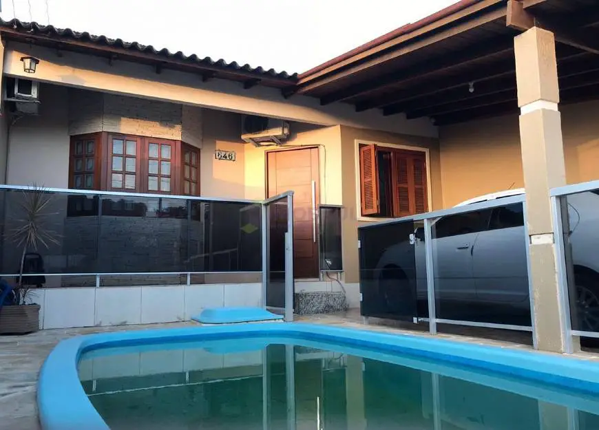 Foto 3 de Casa com 2 Quartos à venda, 70m² em Morada Da Colina, Guaíba