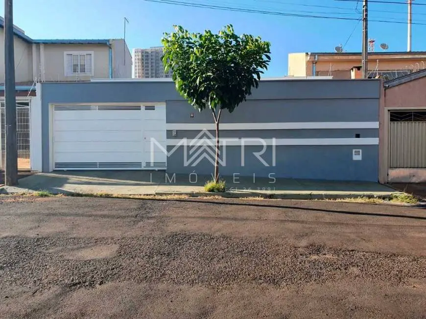 Foto 1 de Casa com 2 Quartos para alugar, 90m² em Vila Girassol, Araraquara