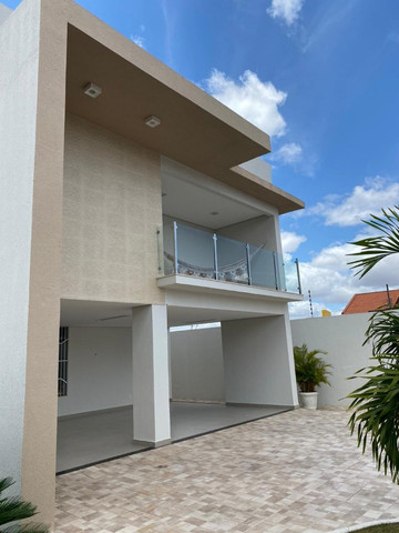 Foto 2 de Casa com 3 Quartos à venda, 330m² em Itararé, Campina Grande