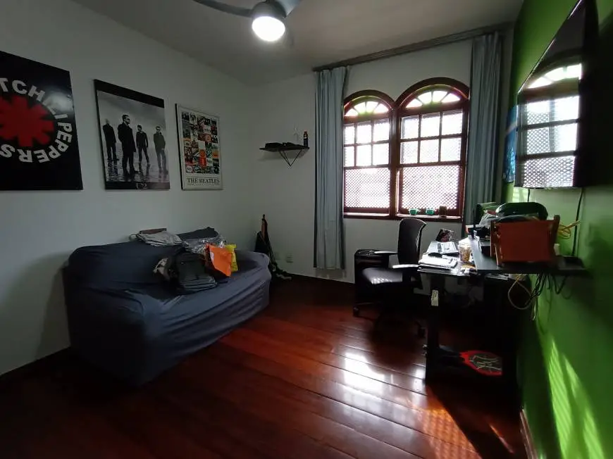 Foto 3 de Casa com 3 Quartos à venda, 326m² em Santa Efigênia, Belo Horizonte