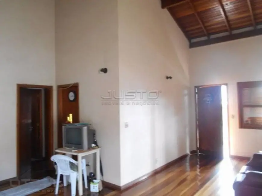 Foto 1 de Casa com 3 Quartos à venda, 450m² em São José, São Leopoldo