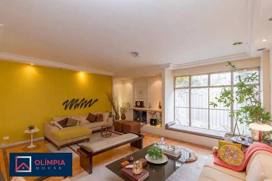 Foto 1 de Casa com 4 Quartos para alugar, 280m² em Brooklin, São Paulo