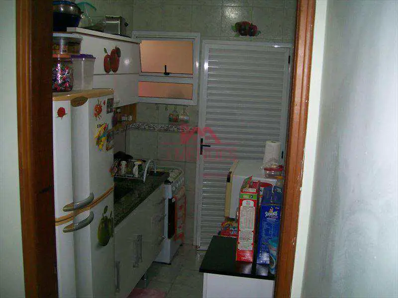 Foto 1 de Casa de Condomínio com 2 Quartos à venda, 50m² em Vila Tupi, Praia Grande