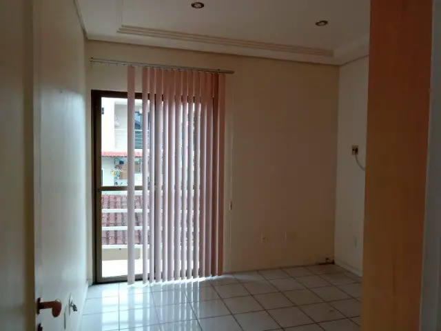 Foto 4 de Casa de Condomínio com 3 Quartos à venda, 230m² em Flores, Manaus