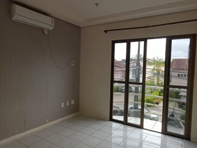 Foto 5 de Casa de Condomínio com 3 Quartos à venda, 230m² em Flores, Manaus