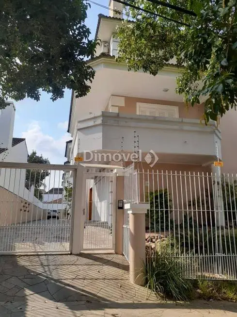 Foto 1 de Casa de Condomínio com 3 Quartos à venda, 260m² em Ipanema, Porto Alegre