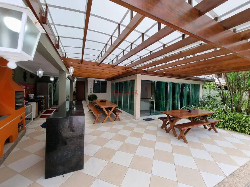 Foto 5 de Casa de Condomínio com 4 Quartos para alugar, 450m² em Bracui Cunhambebe, Angra dos Reis